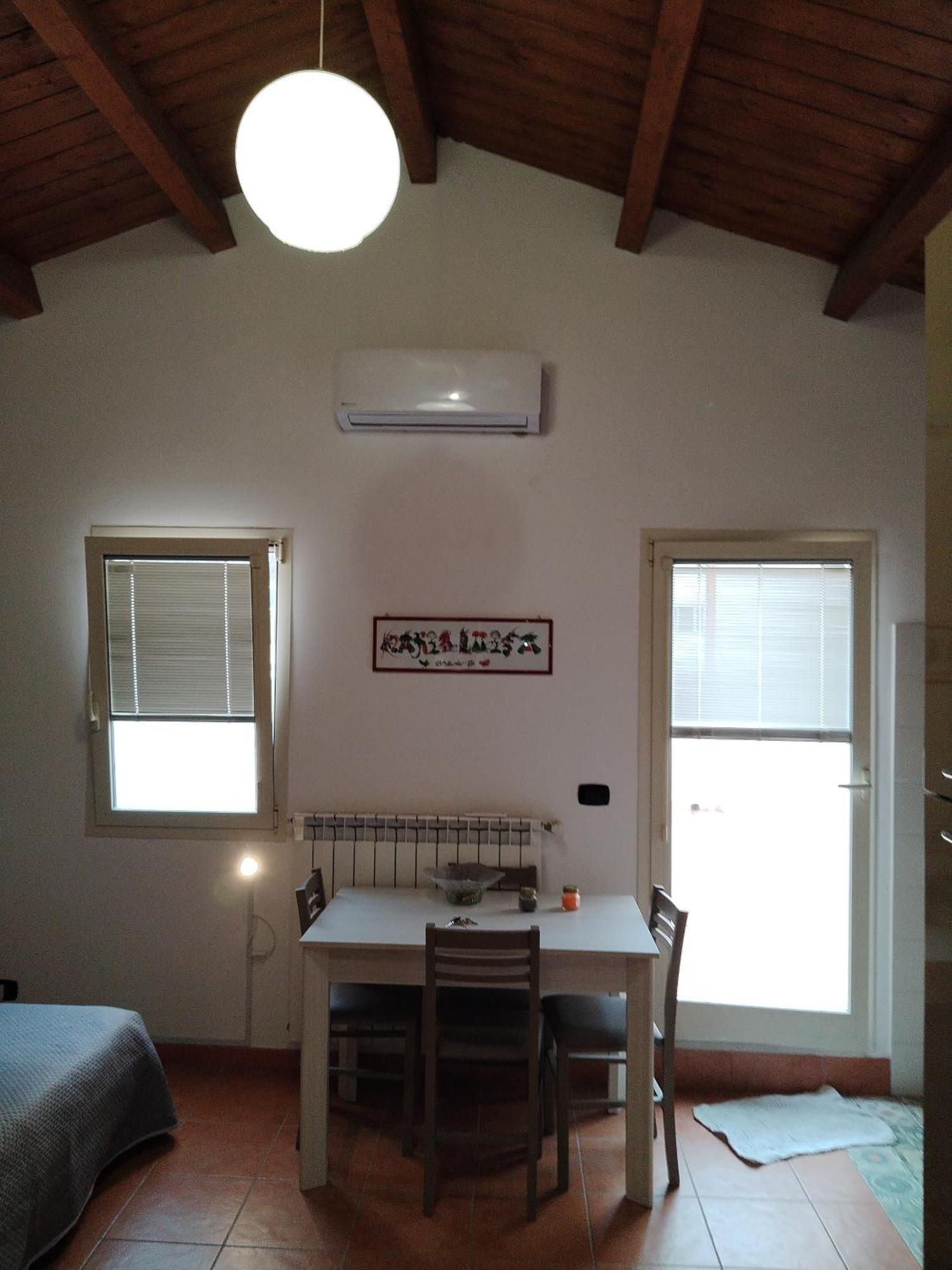 Mansarda Con Terrazzo Privato Apartment Barletta Exterior foto